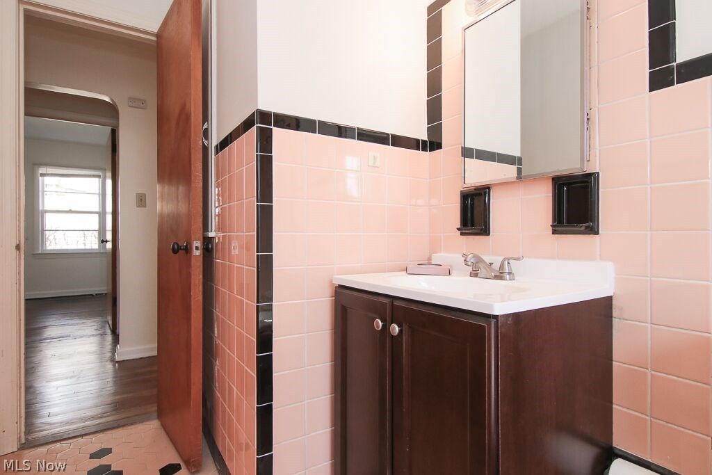 Cedar Center - Residential Lease