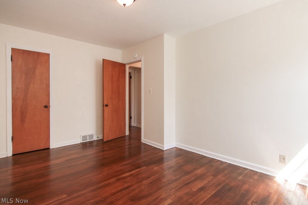 Cedar Center - Residential Lease