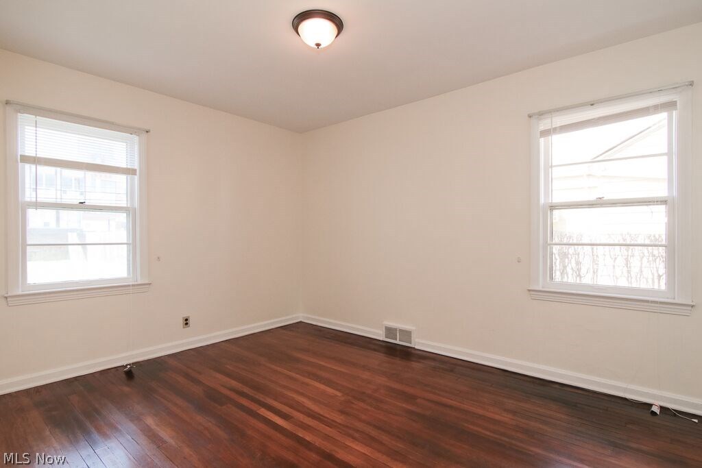 Cedar Center - Residential Lease