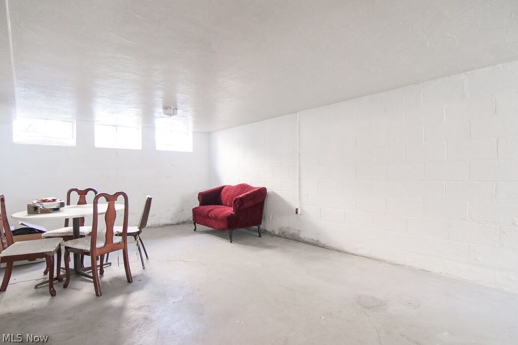 Cedar Center - Residential Lease