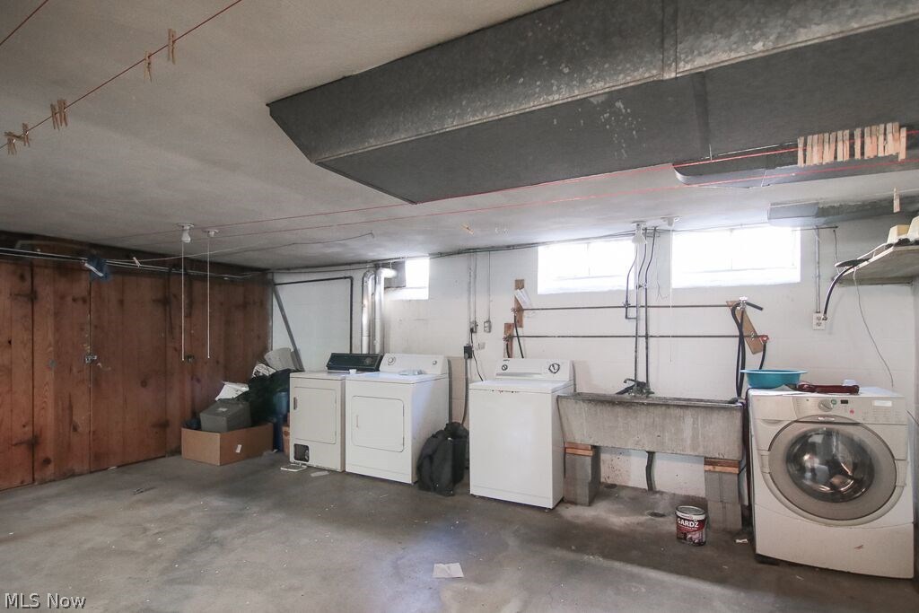 Cedar Center - Residential Lease