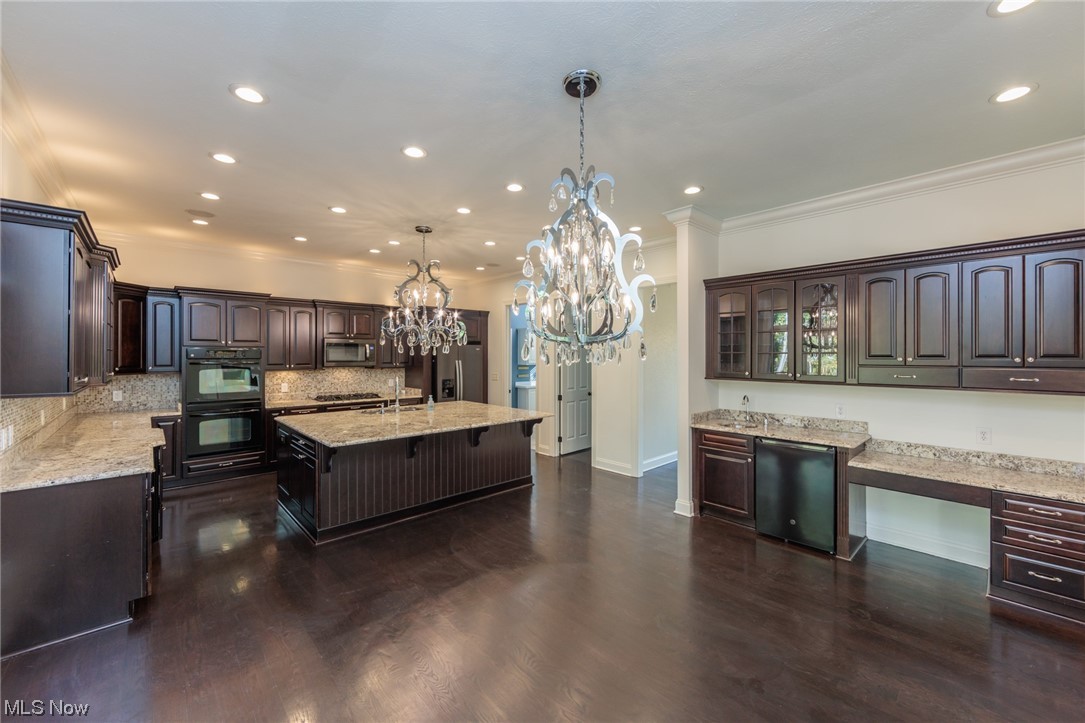 Bur-Oak Estates - Residential Lease