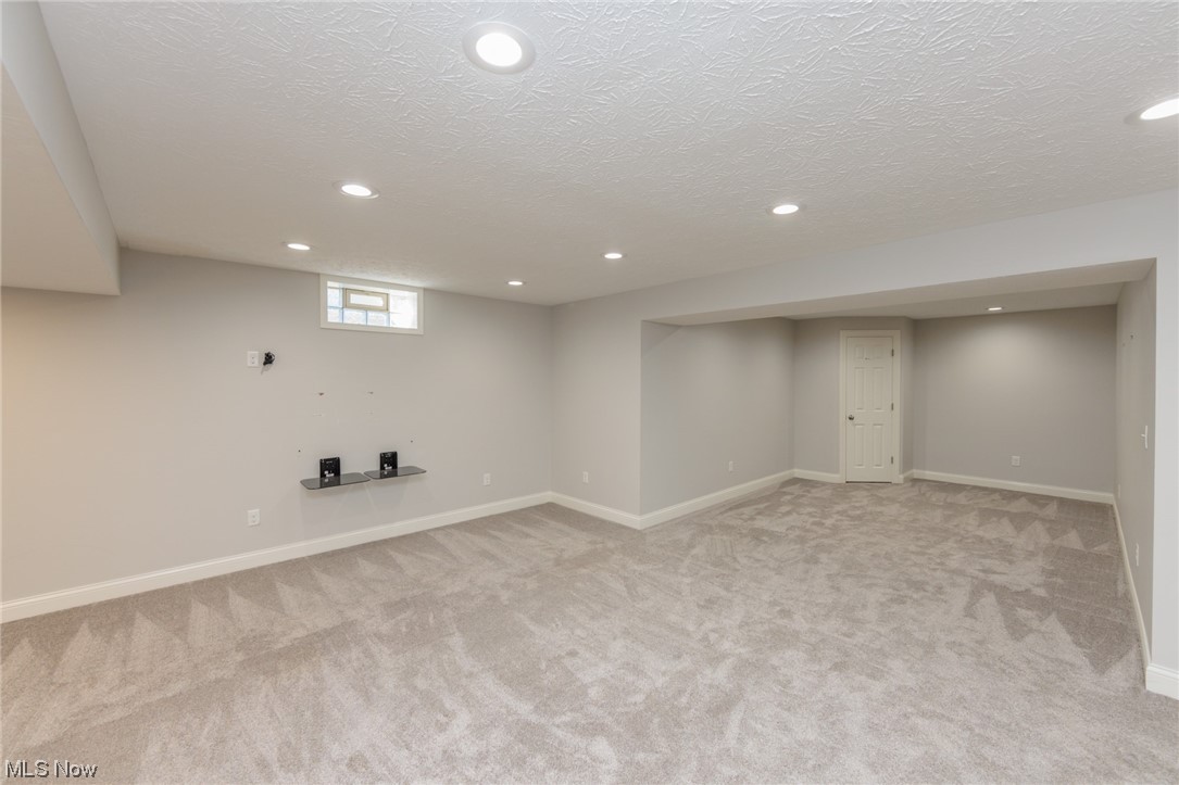 Bur-Oak Estates - Residential Lease