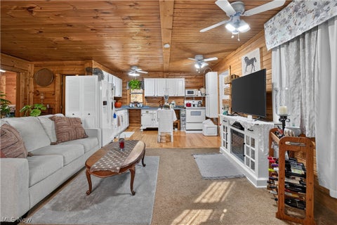 Tiny photo for 13366 Butternut Road, Burton, OH 44021 (MLS # 5255505)
