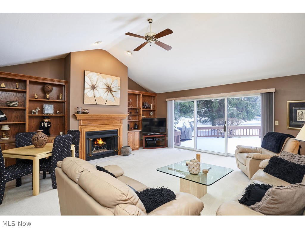 Village Crystal Lakes Condo - Residential