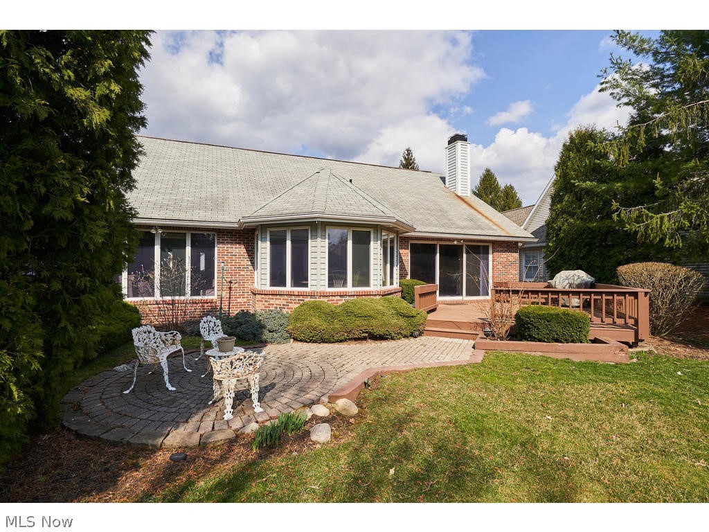 Village Crystal Lakes Condo - Residential