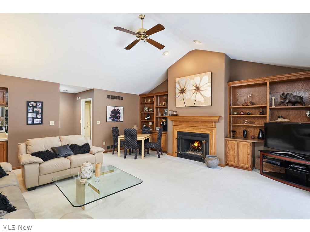 Village Crystal Lakes Condo - Residential