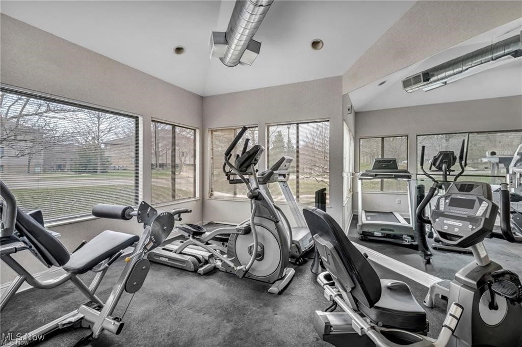 Enclave/Rosemont Rdg Condo Own - Residential