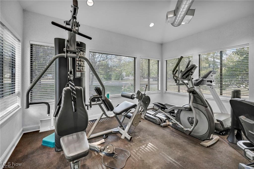 Enclave/Rosemont Rdg Condo Own - Residential