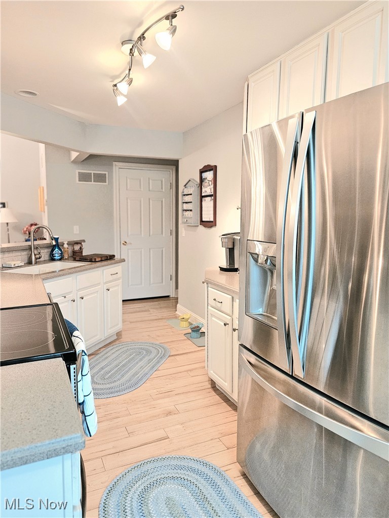 Enclave/Rosemont Rdg Condo Own - Residential