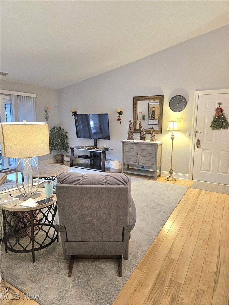 Enclave/Rosemont Rdg Condo Own - Residential