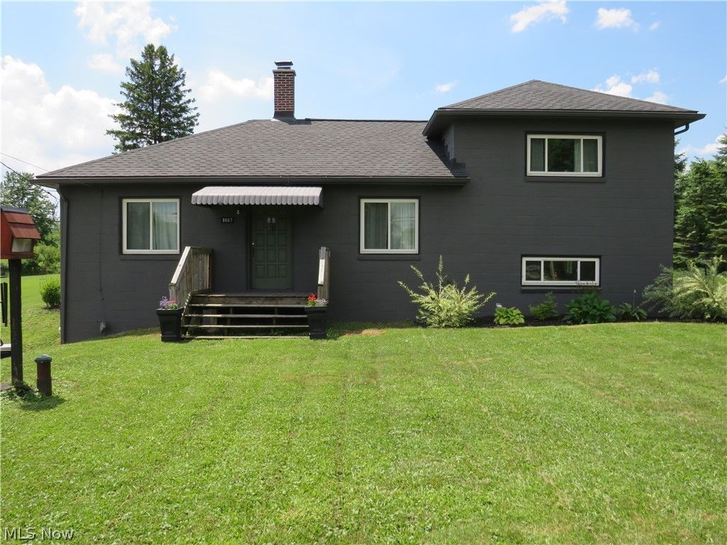 Photo of 8667 State Route 43, Streetsboro, OH 44241 (MLS # 5214901)