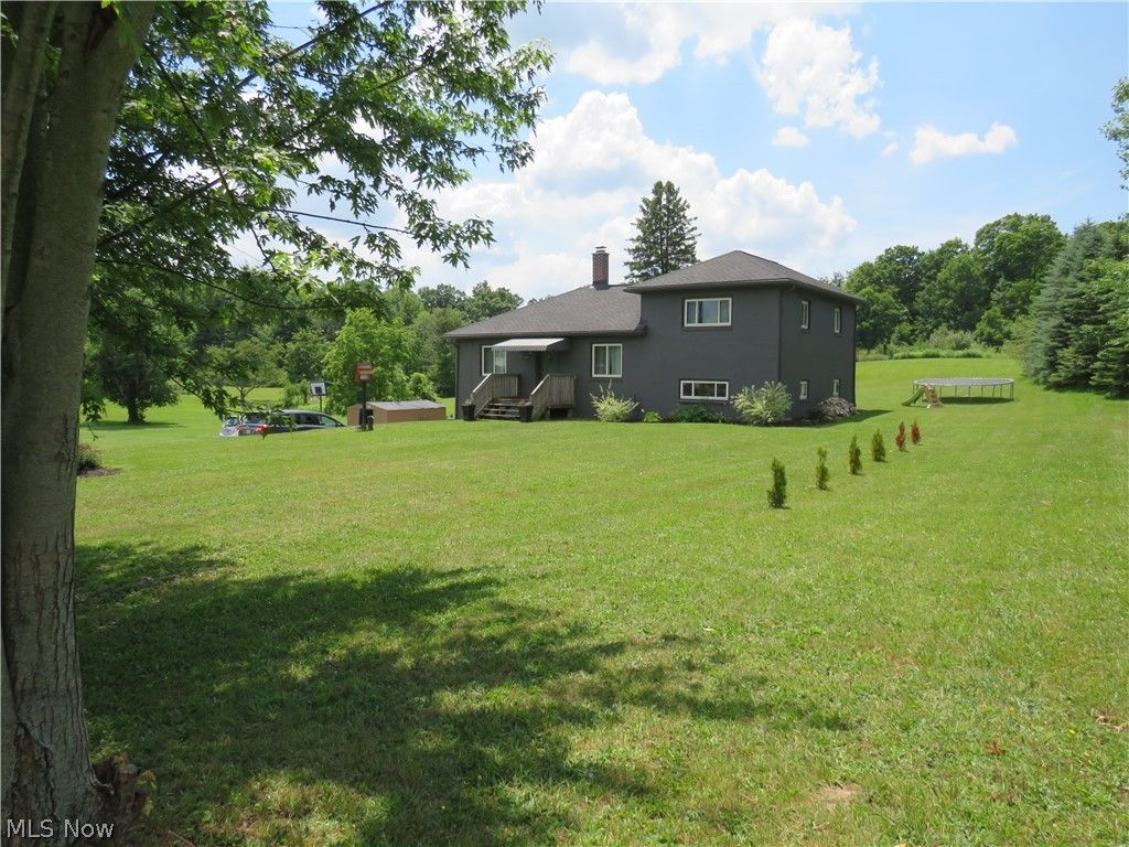 Photo of 8667 State Route 43, Streetsboro, OH 44241 (MLS # 5214901)