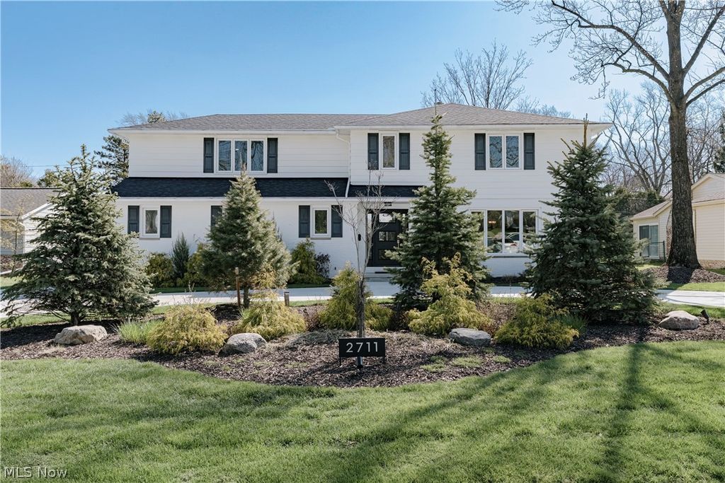 Photo of 2711 Green Road, Shaker Heights, OH 44122 (MLS # 5199404)