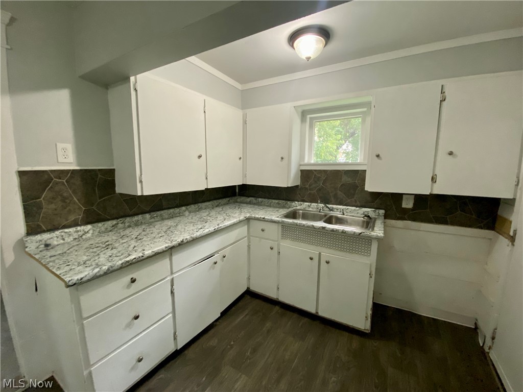 Voris - Residential Lease