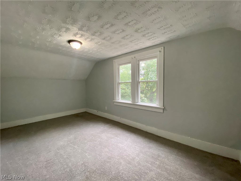 Voris - Residential Lease