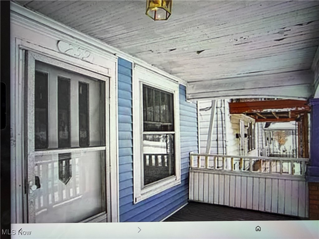 Portage #eight 8 - Residential