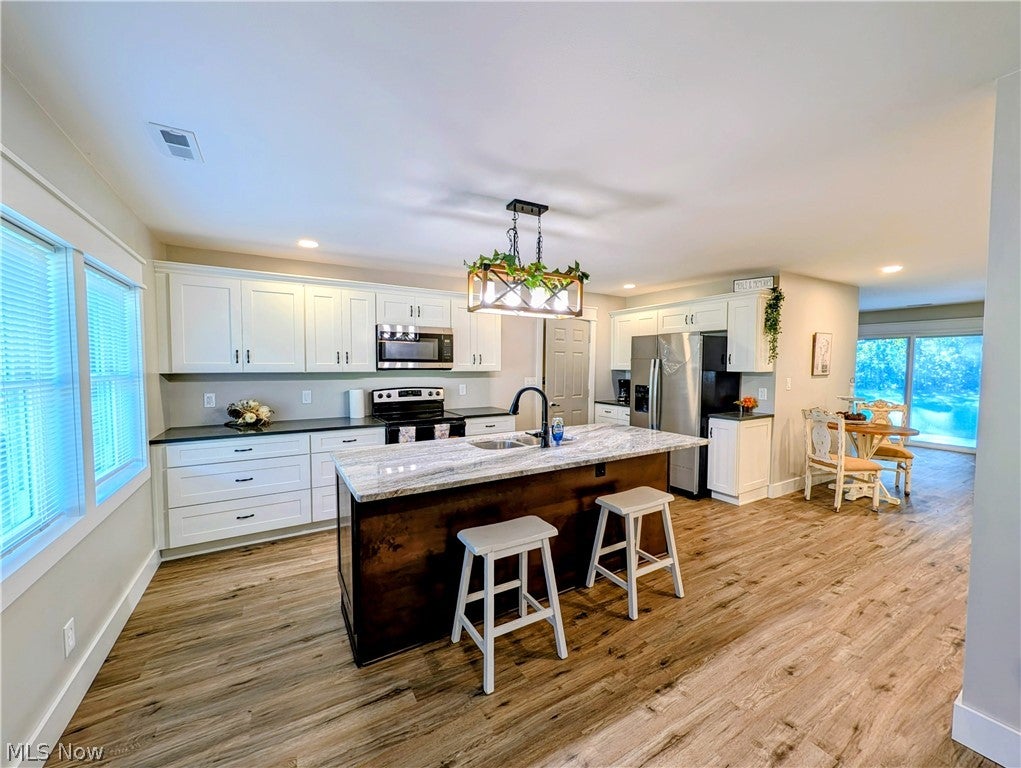 12498 National Dr.