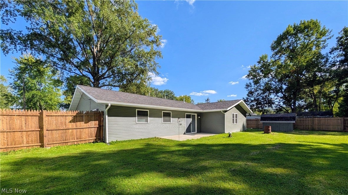 12498 National Dr.