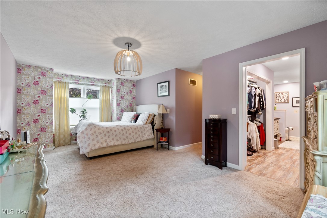 Williamsburg Village Estates - Residential