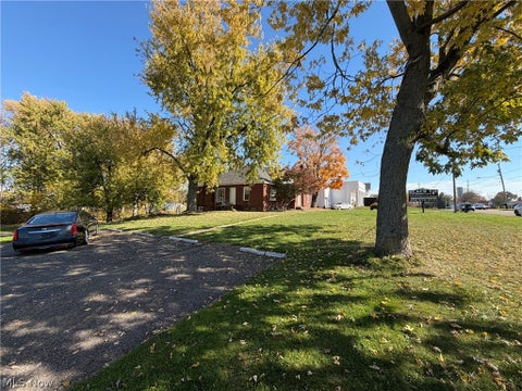 Tiny photo for 507 W Maple Street, Hartville, OH 44632 (MLS # 5256983)