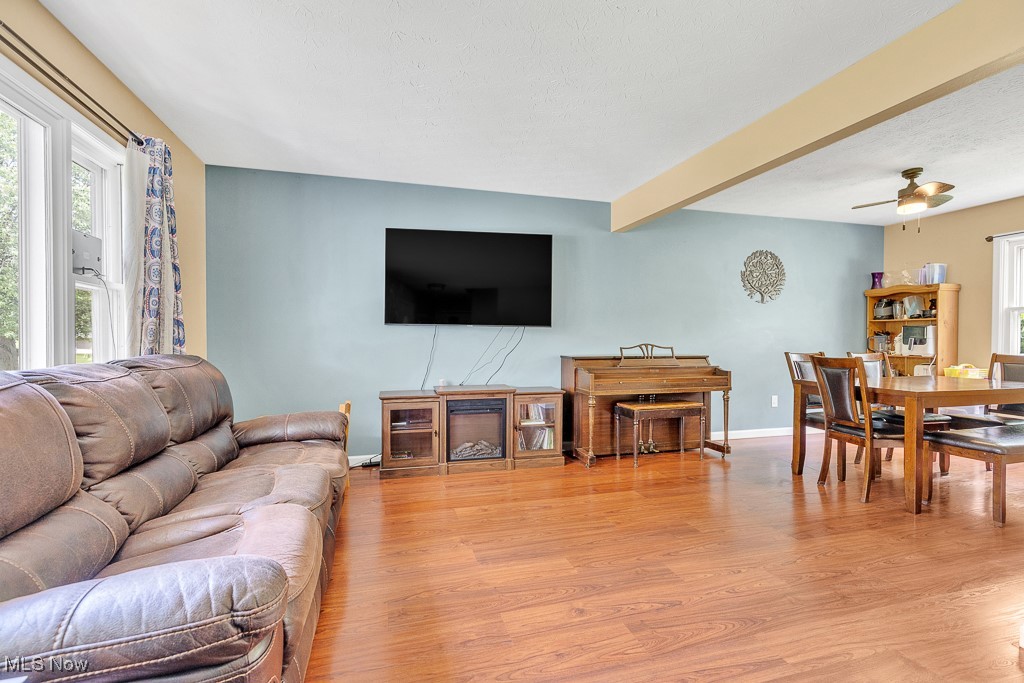 8319 Lorraine Drive, Strongsville, Ohio image 3