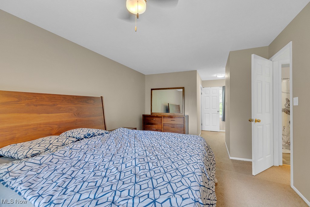 8319 Lorraine Drive, Strongsville, Ohio image 14