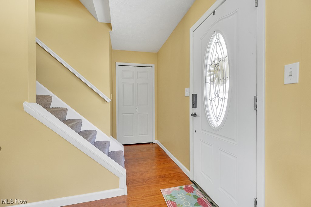 8319 Lorraine Drive, Strongsville, Ohio image 2