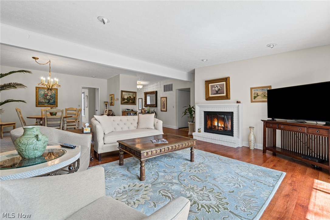 Windward Hills Condo - Residential