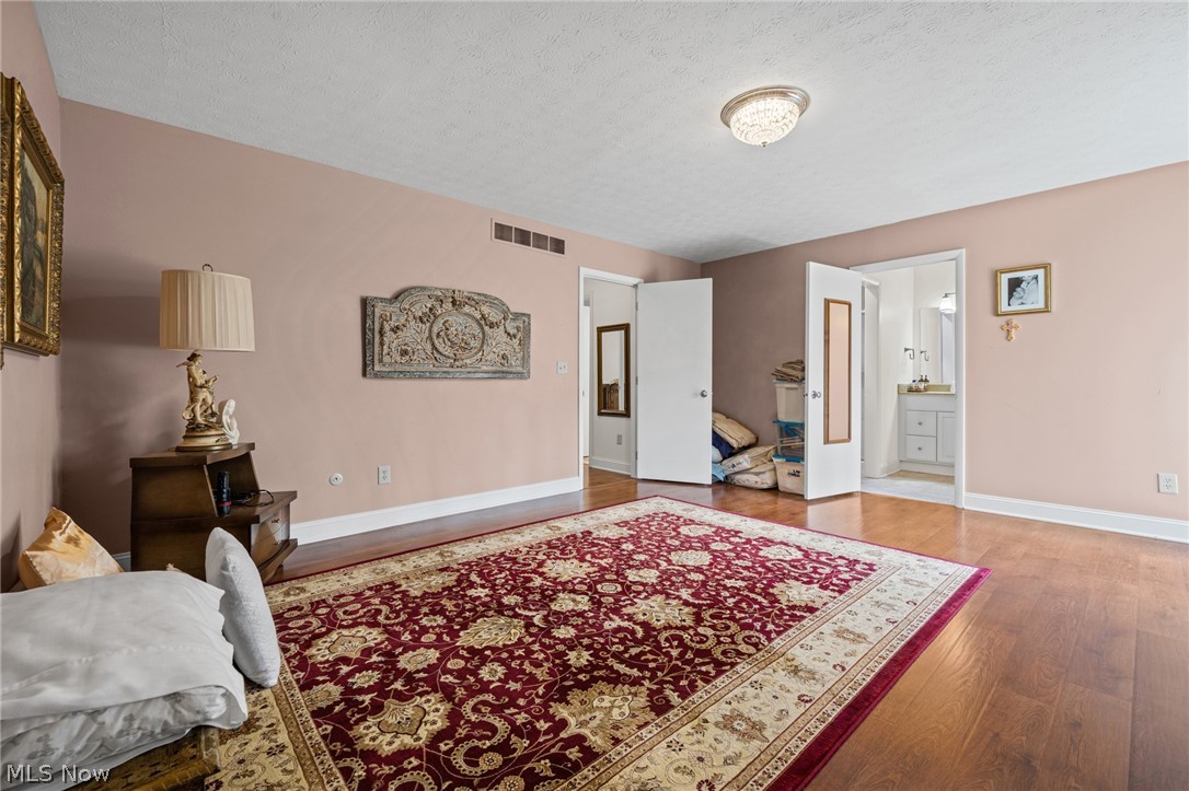 Windward Hills Condo - Residential