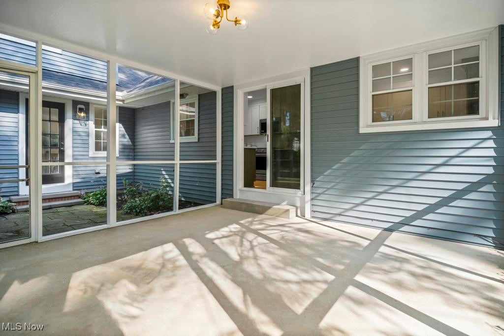 Bay Village, Ohio 44140, United States, 4 Bedrooms Bedrooms, ,3 BathroomsBathrooms,Residential,Pending,203858