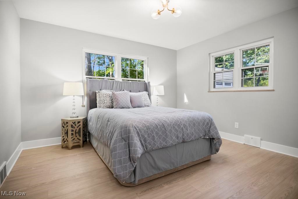 Bay Village, Ohio 44140, United States, 4 Bedrooms Bedrooms, ,3 BathroomsBathrooms,Residential,Pending,203858