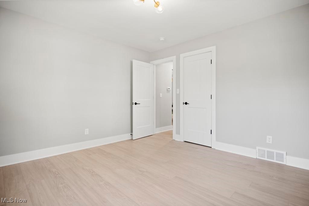 Bay Village, Ohio 44140, United States, 4 Bedrooms Bedrooms, ,3 BathroomsBathrooms,Residential,Pending,203858