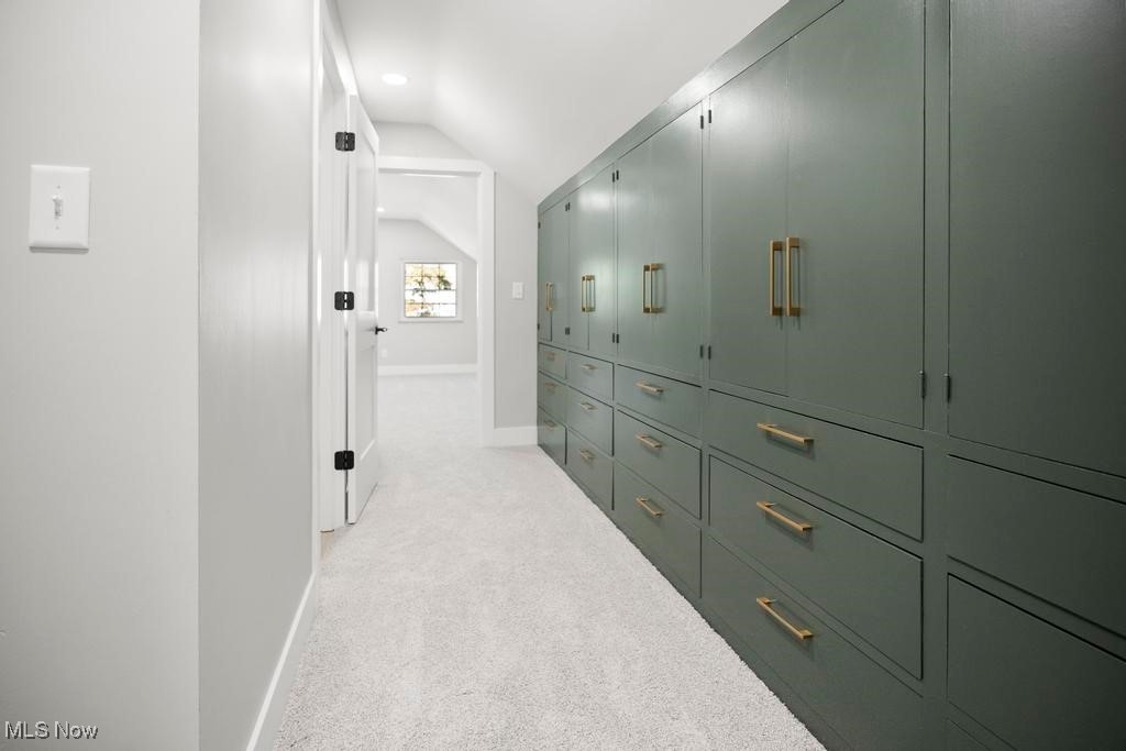 Bay Village, Ohio 44140, United States, 4 Bedrooms Bedrooms, ,3 BathroomsBathrooms,Residential,Pending,203858