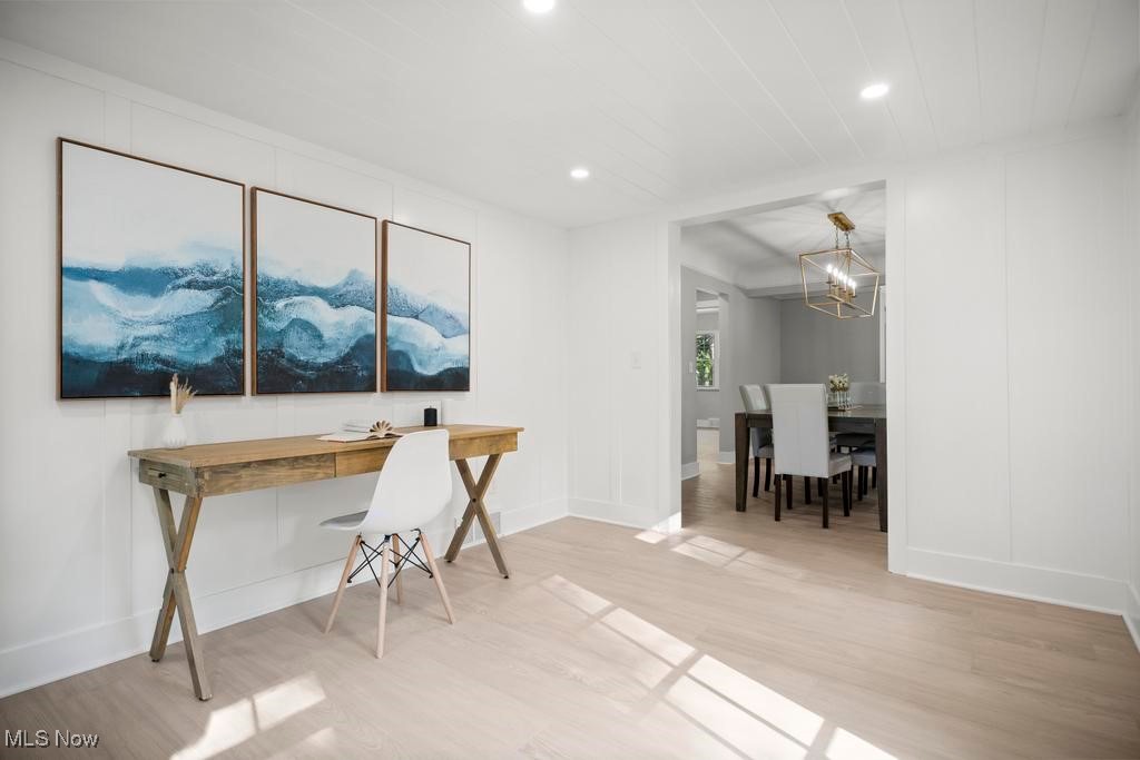 Bay Village, Ohio 44140, United States, 4 Bedrooms Bedrooms, ,3 BathroomsBathrooms,Residential,Pending,203858