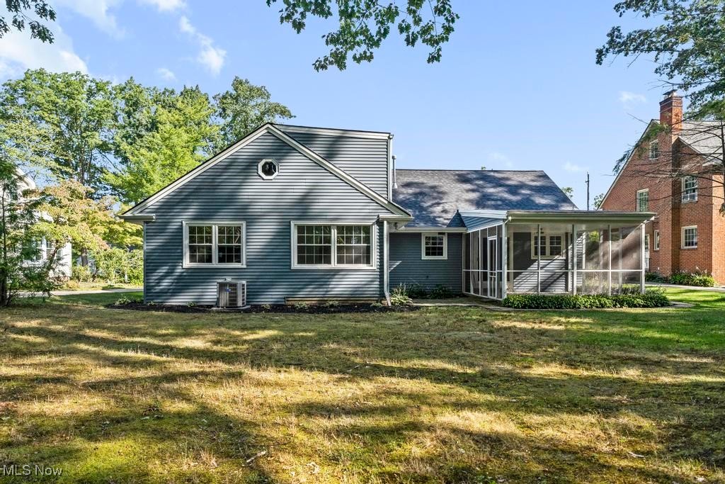 Bay Village, Ohio 44140, United States, 4 Bedrooms Bedrooms, ,3 BathroomsBathrooms,Residential,Pending,203858