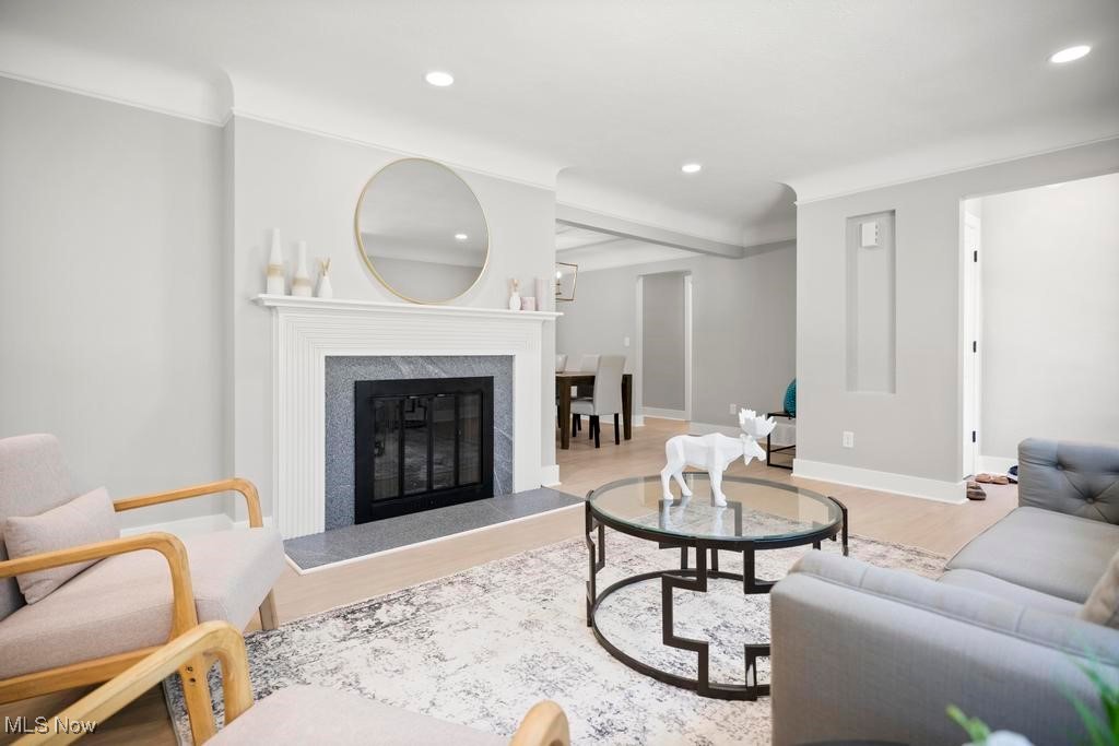 Bay Village, Ohio 44140, United States, 4 Bedrooms Bedrooms, ,3 BathroomsBathrooms,Residential,Pending,203858