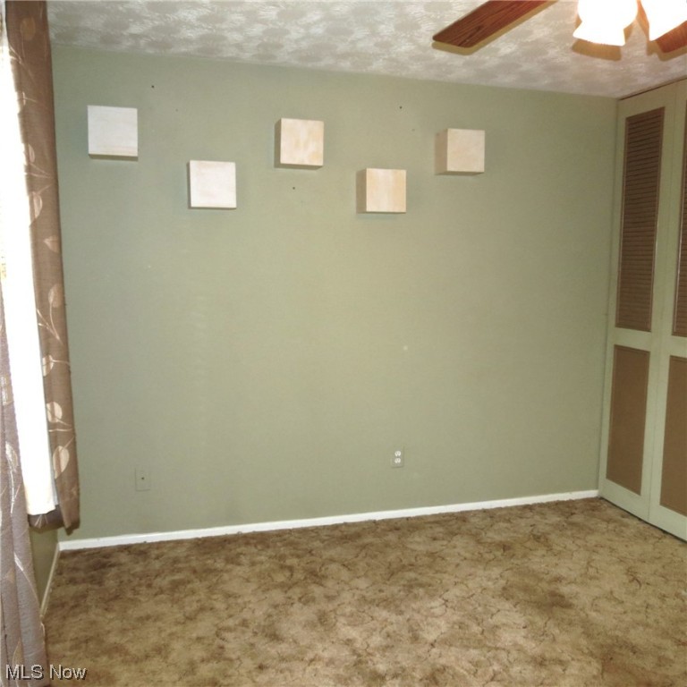 Country Lane Manor - Residential