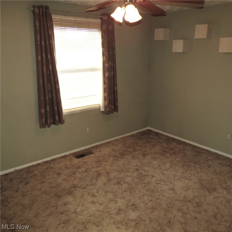 Country Lane Manor - Residential