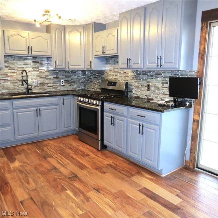 Country Lane Manor - Residential