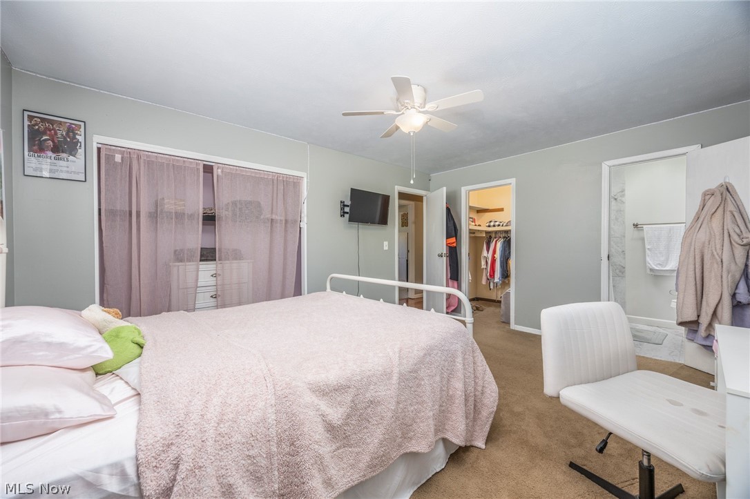 W Oakwood Estate - Residential