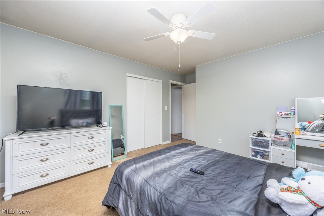 W Oakwood Estate - Residential