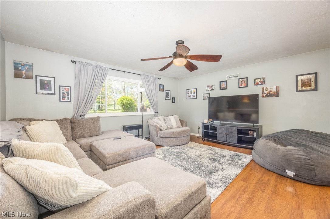 W Oakwood Estate - Residential