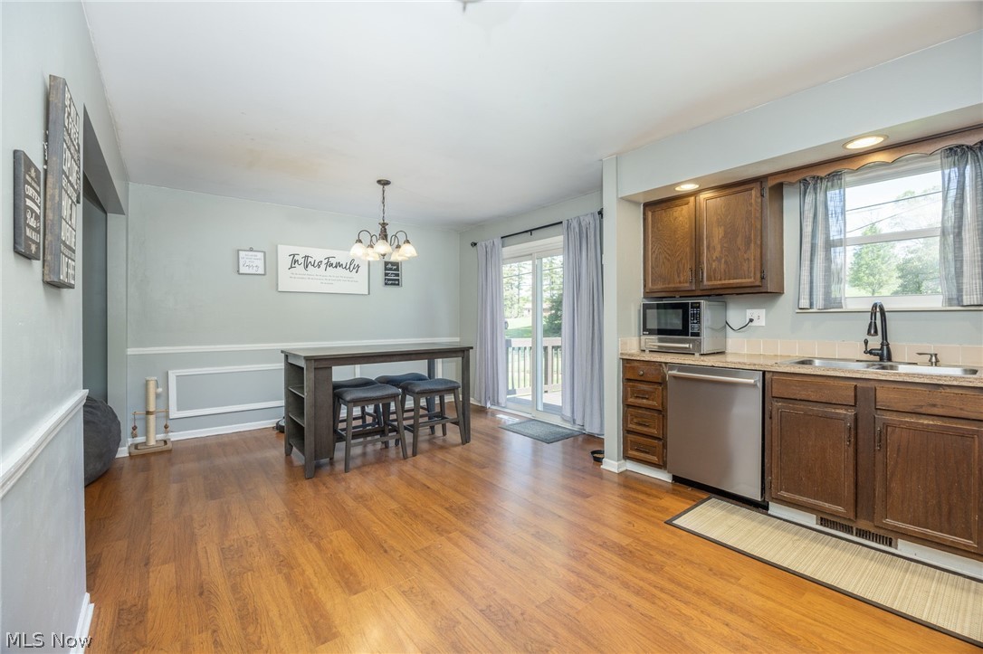 W Oakwood Estate - Residential