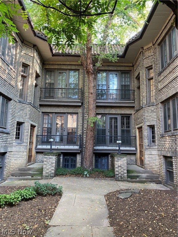 Glenturret Condo Ph 11 - Residential