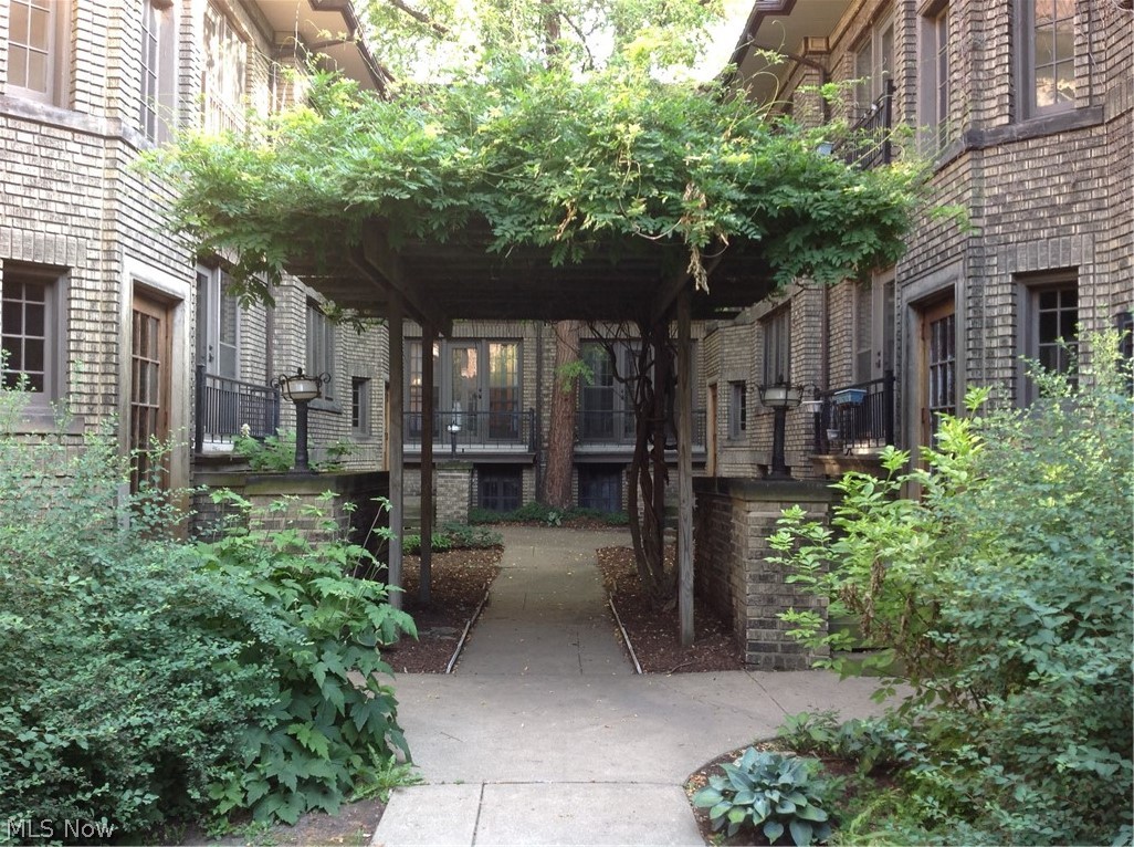 Glenturret Condo Ph 11 - Residential