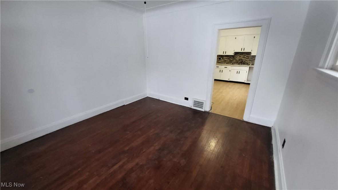 Cleveland, Ohio 44110, United States, 4 Bedrooms Bedrooms, ,1 BathroomBathrooms,Residential,Active,80817