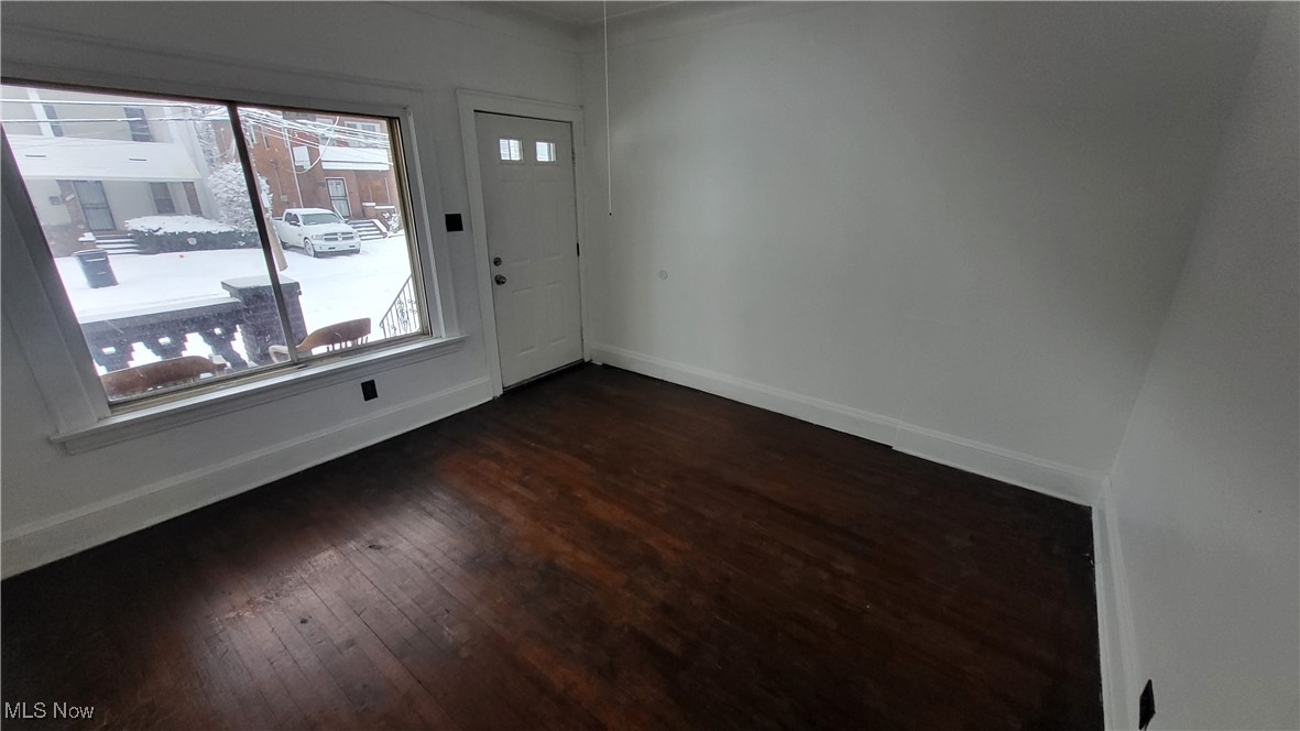 Cleveland, Ohio 44110, United States, 4 Bedrooms Bedrooms, ,1 BathroomBathrooms,Residential,Active,80817