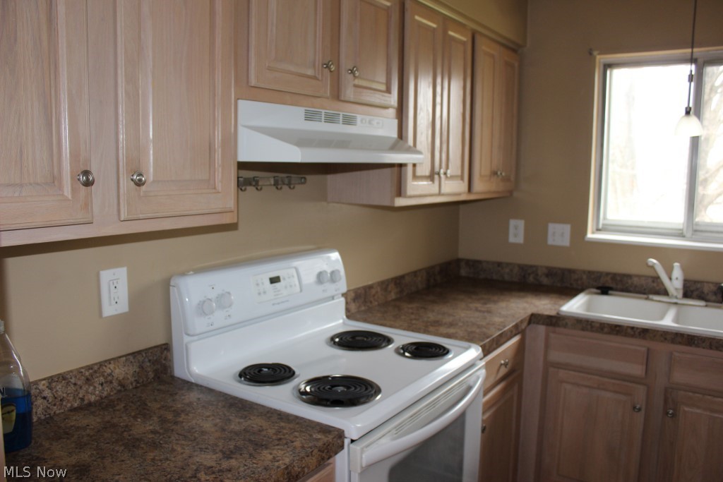 Country Club Apt Homes North Condo - Residential
