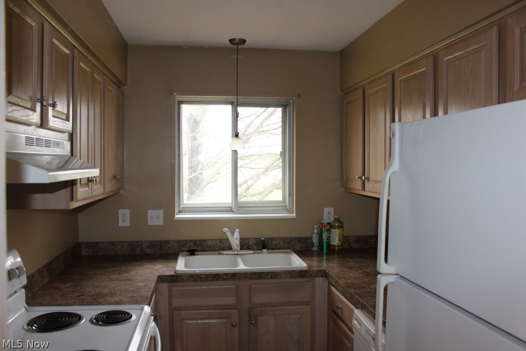 Country Club Apt Homes North Condo - Residential